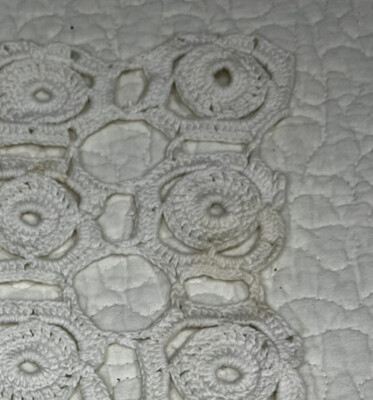dresser scarf crochet pattern BEAUTIFUL Memories Dresser Scarf Doily/CROCHET PATTERN INSTRUCTIONS ONLY