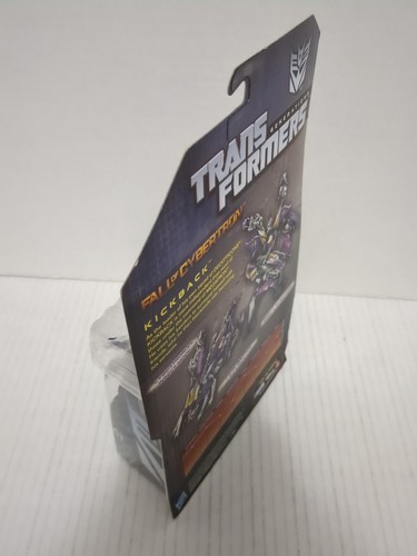 Transformers Generations Fall of Cybertron Deluxe Class Kickback - Photo 5 sur 10