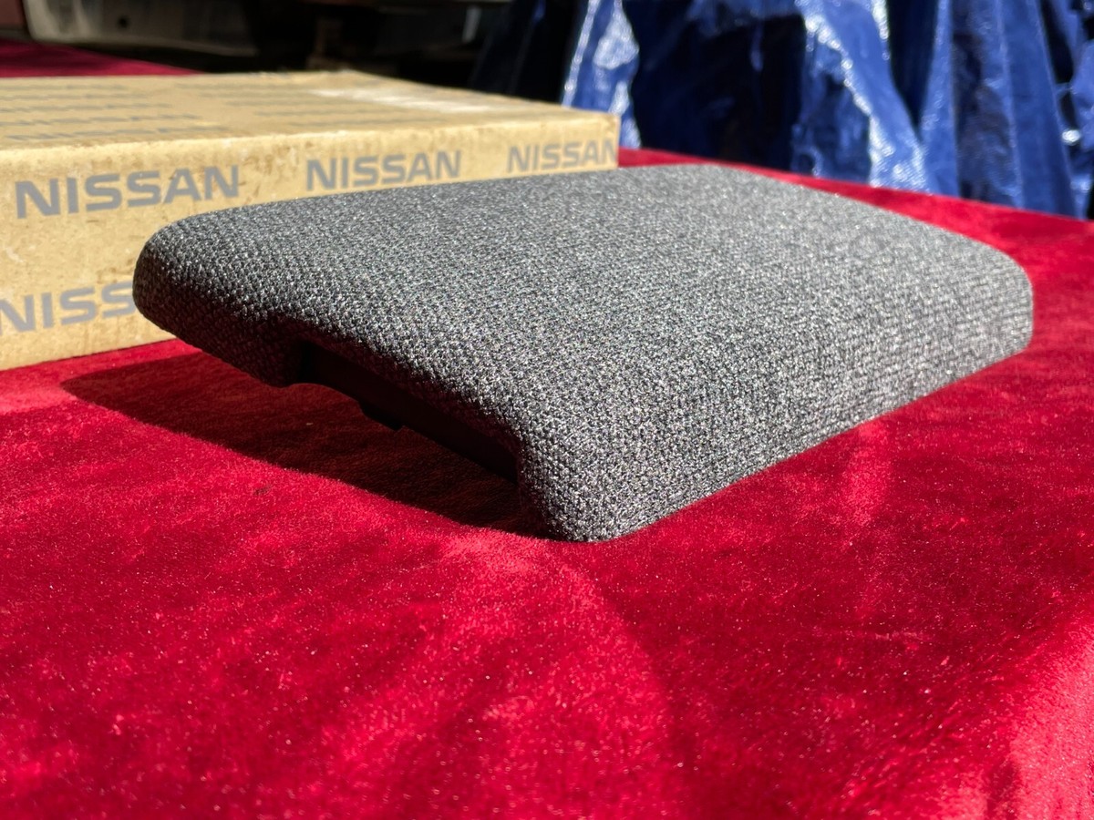 30年とその先も　ロッツォ　SSP NOS Nissan 1990 - 1992 300ZX Z32 Grey Center Console Lid/Arm