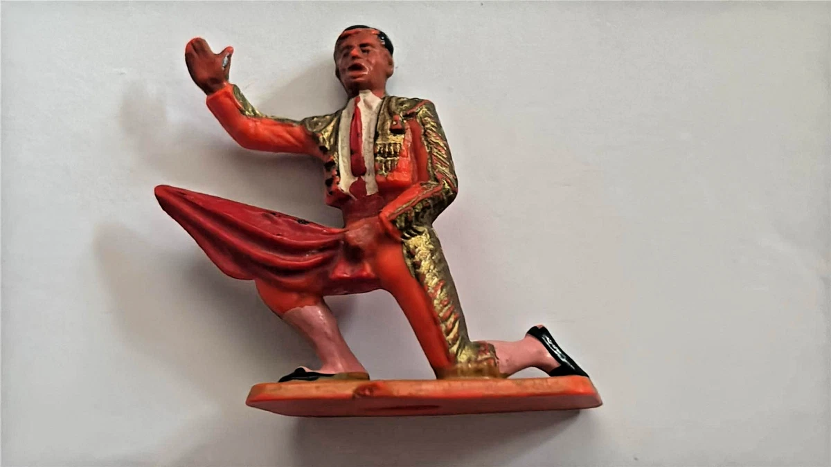 SATARLUX La Corrida – 13 Figurines D’époque – État Correct (quelques Accidents)