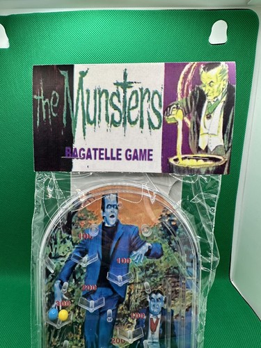 Universal Monsters Custom Retro Tribute The Munsters Herman Grandpa Pinball Game - Picture 2 of 3