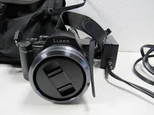 2003 Panasonic Lumix Digital Camera Leica DC Vario-Elmarit 1.2.8/6-72 (DMC-FZ10)