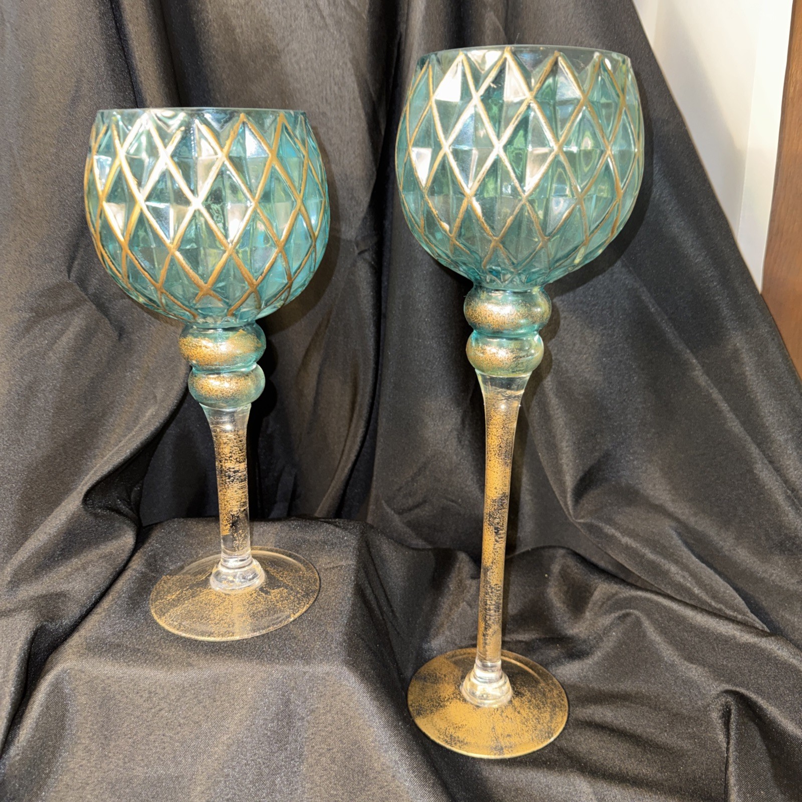 Diamond Textured Glass Vintage 2