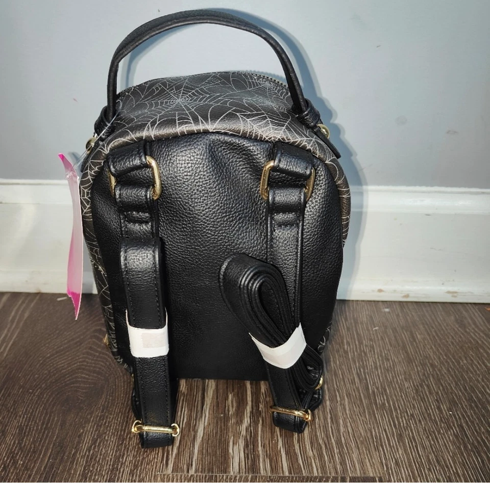 Mini Mochila Betsey Johnson Kitsch Vampiro Gato Telaraña Negra Gris Nueva Foto 3 de 4