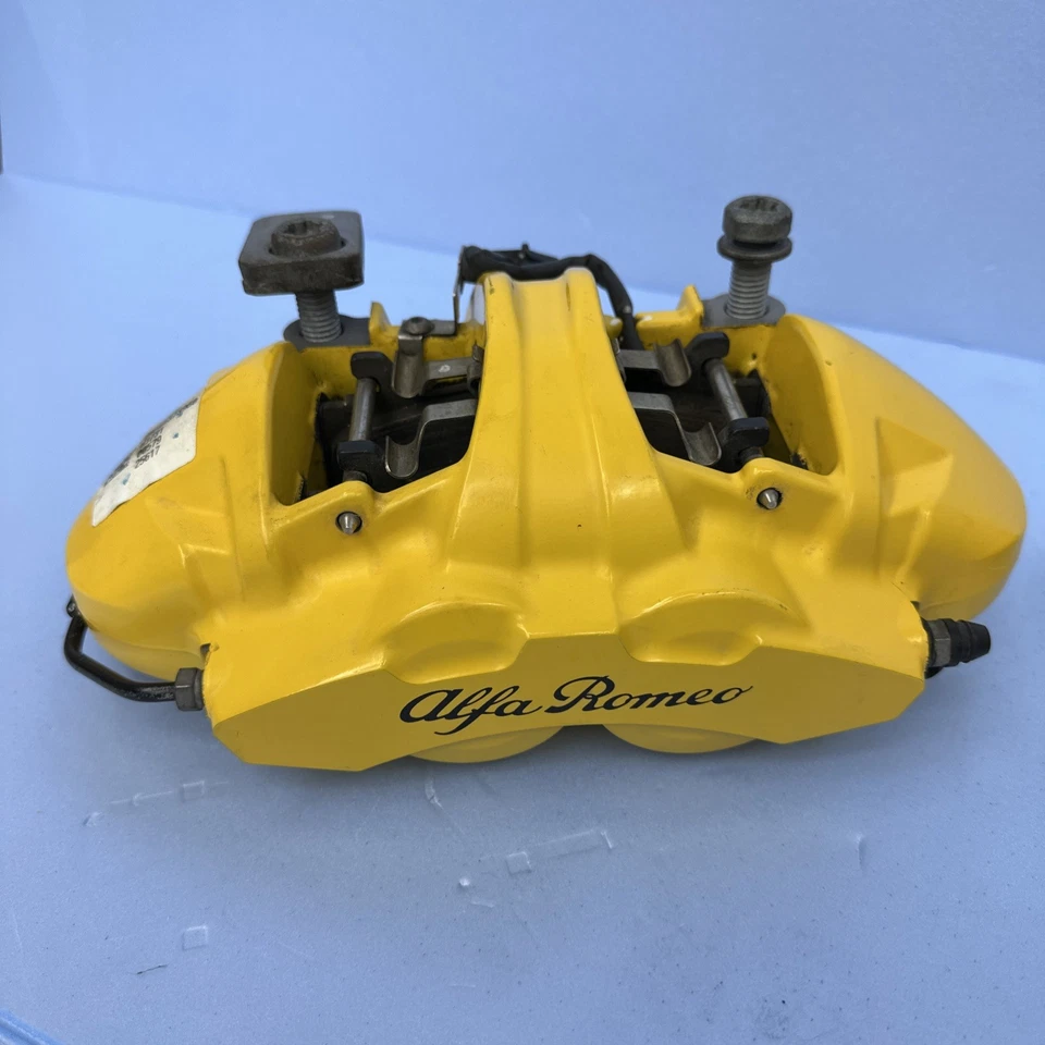 17-22 Alfa Romeo Giulia Front Left & Right Side Brake Caliper Calipers Set Oem - Image 4 of 4