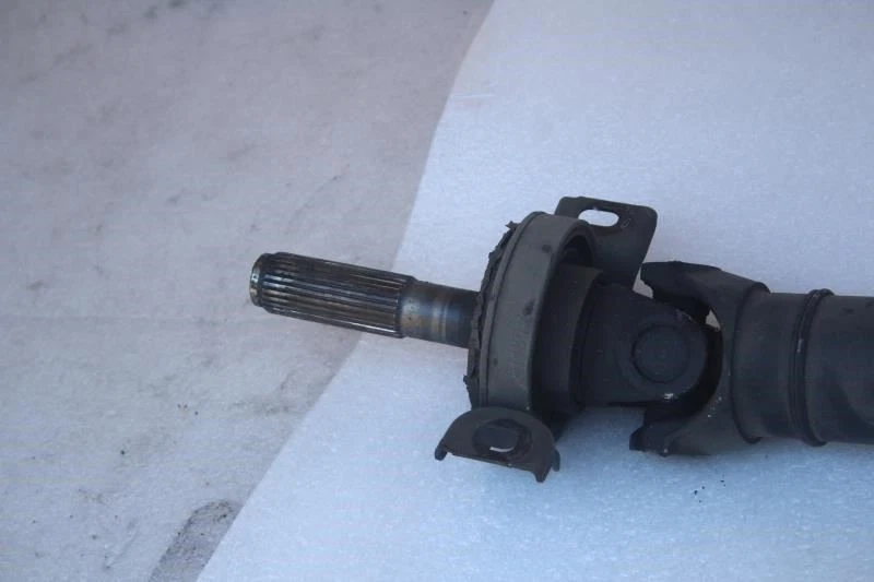 1998 LEXUS LS400 REAR DRIVE SHAFT LINE Foto 2 de 4