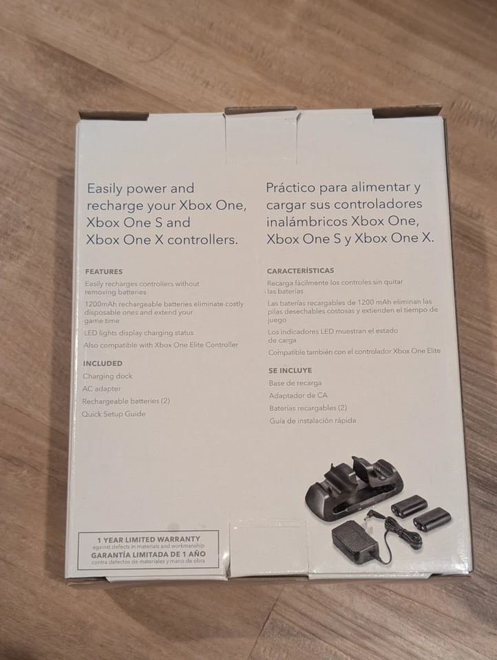 Insignia — зарядное устройство с двумя джойстиками для Xbox One - Изображение 2 из 3