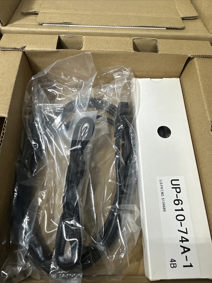 Wacom LCD Signature pad, STU-500B With Stylus and USB Cable New In Box - Image 4 of 4