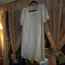 Vtg Shadowline Nylon Peignoir Ivory Lace Pink detail Nightie Robe Set Small