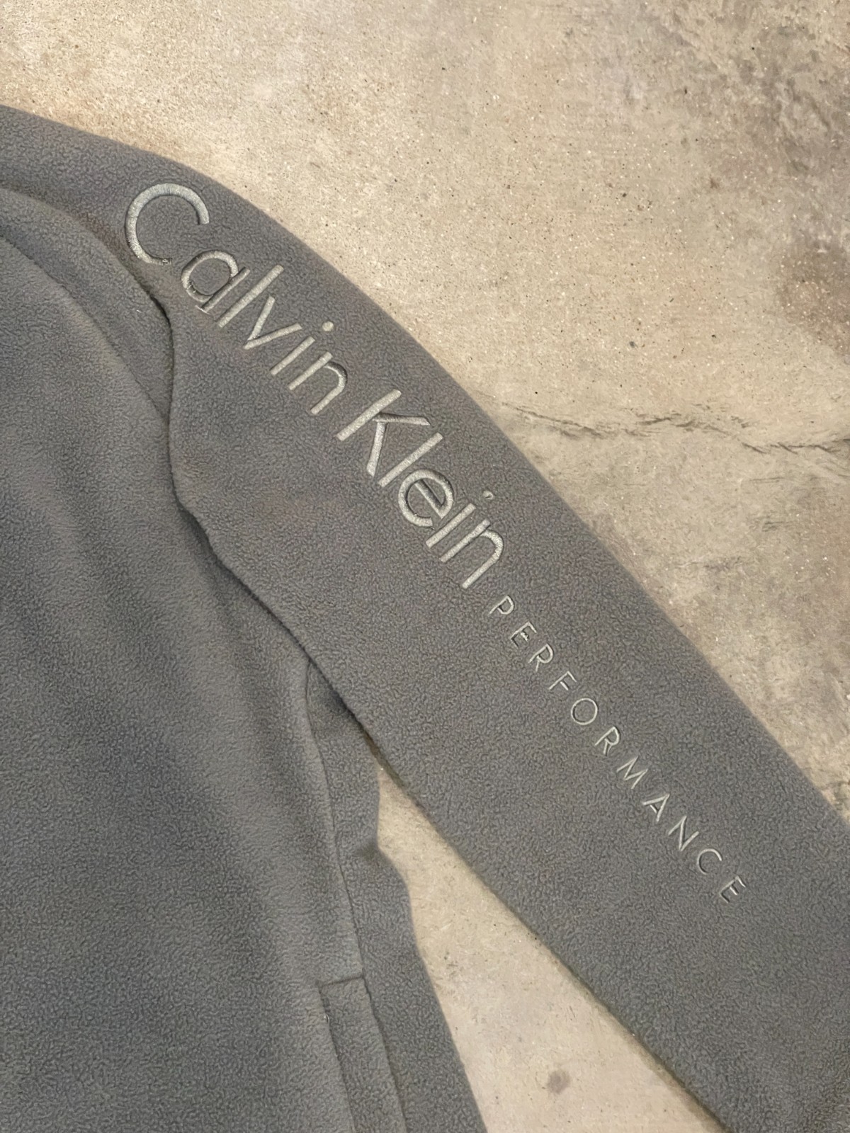 Calvin Klein Performance Jacket Mens M Gray Full Zip Fleece Spellout Activewear thumbnail 3