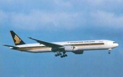 Singapore Airlines Boeing 777-300 9V-SYE @ Singapore 1999