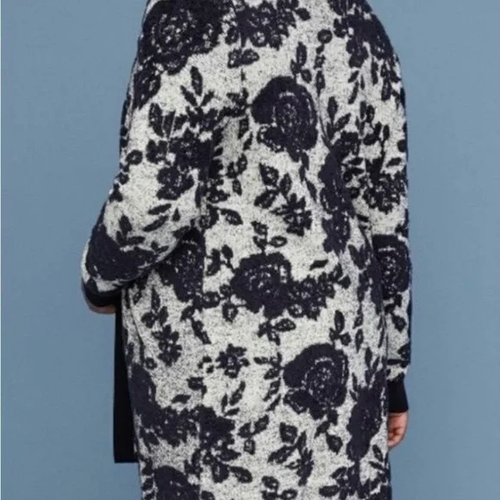 Lane Bryant Womens Plus Size 22/24 Floral Soft Knit Longline Cardigan Sweater - Picture 2 of 8