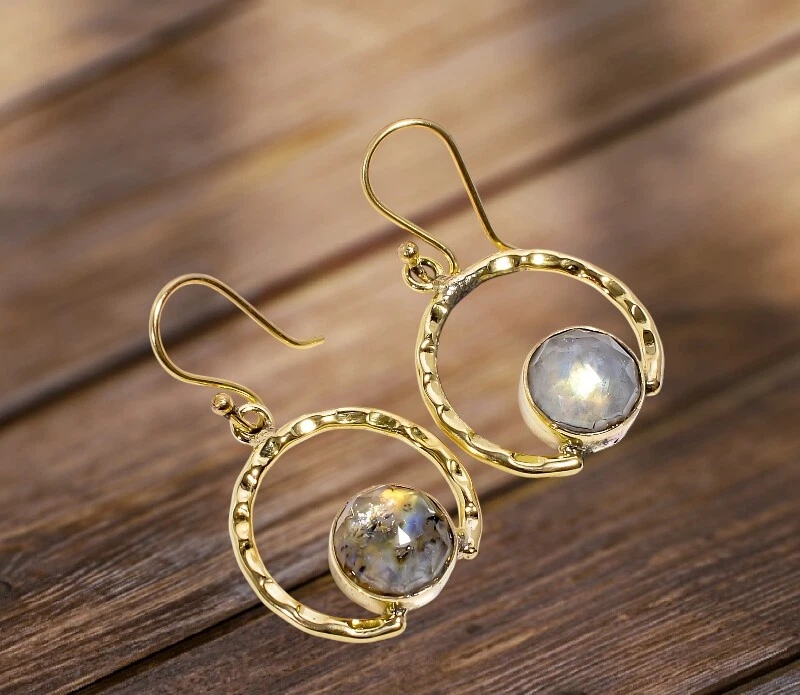 Labradorite Silver Dangle Earring, Solid 925 Sterling Solid Silver Earring. - Image 3 of 4