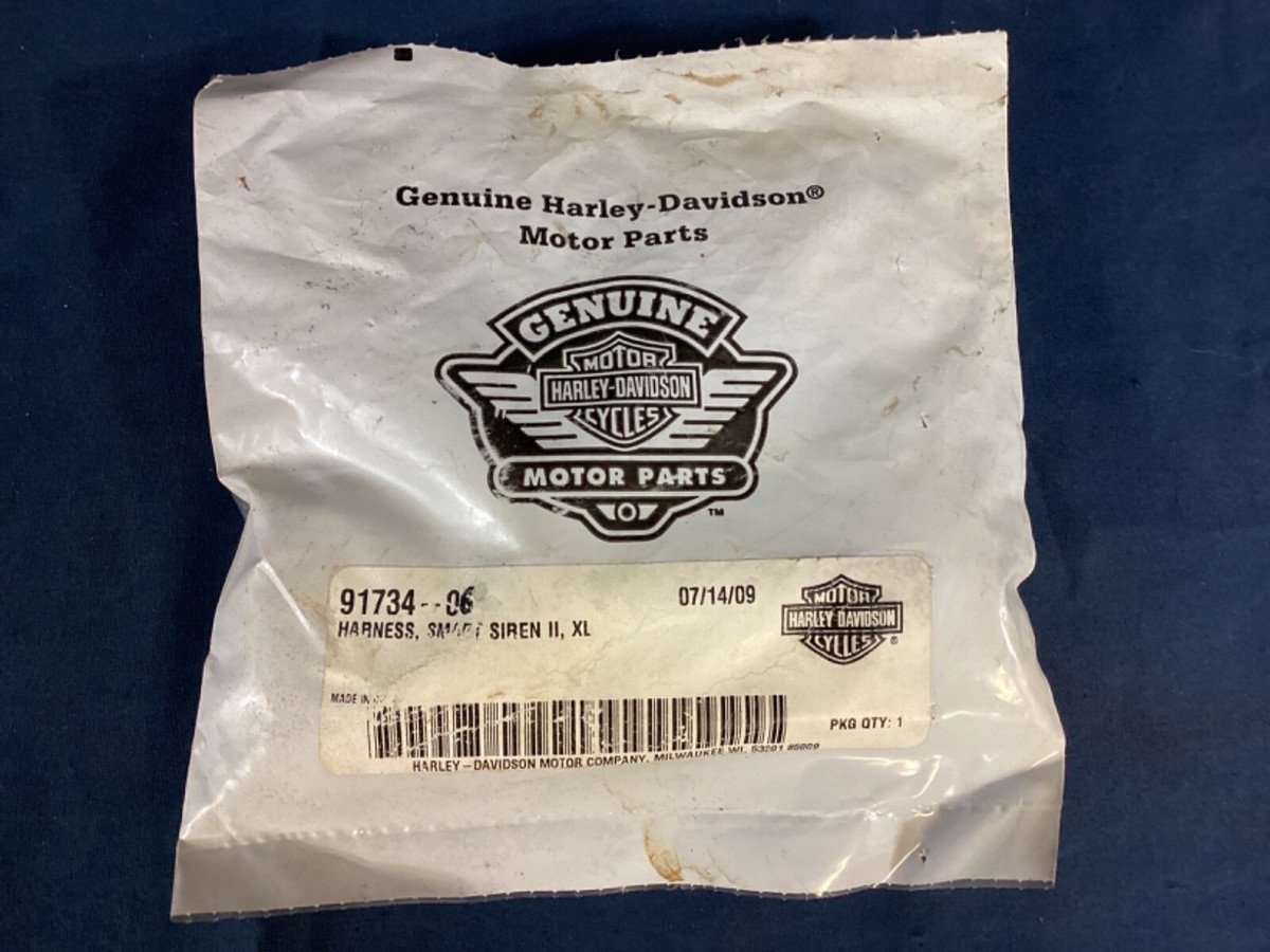 NEW in package OEM Harley Davidson Smart Siren II Harness, XL