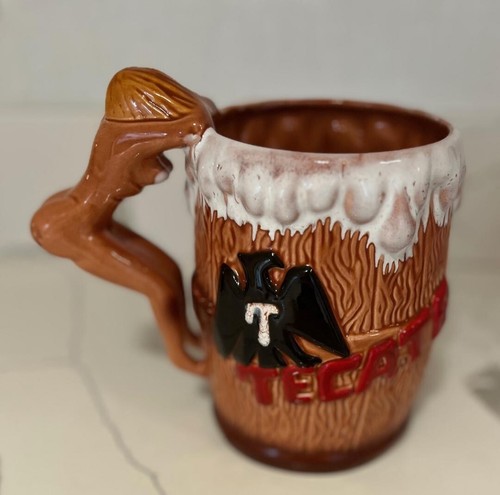 Taza de cerámica de colección MCM Tecate 24 oz desnuda pin-up mango de niña estilo tiki símbolo de águila - Imagen 2 de 11