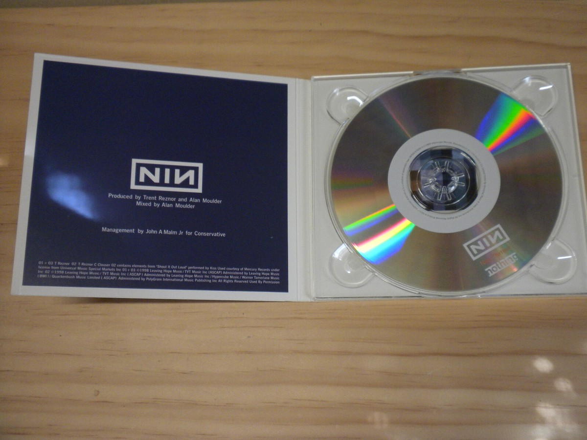 洋楽 nine inch nails/Halo thirteen Nine Inch Nails - The Day The World Went Away (halo) | nin.wiki