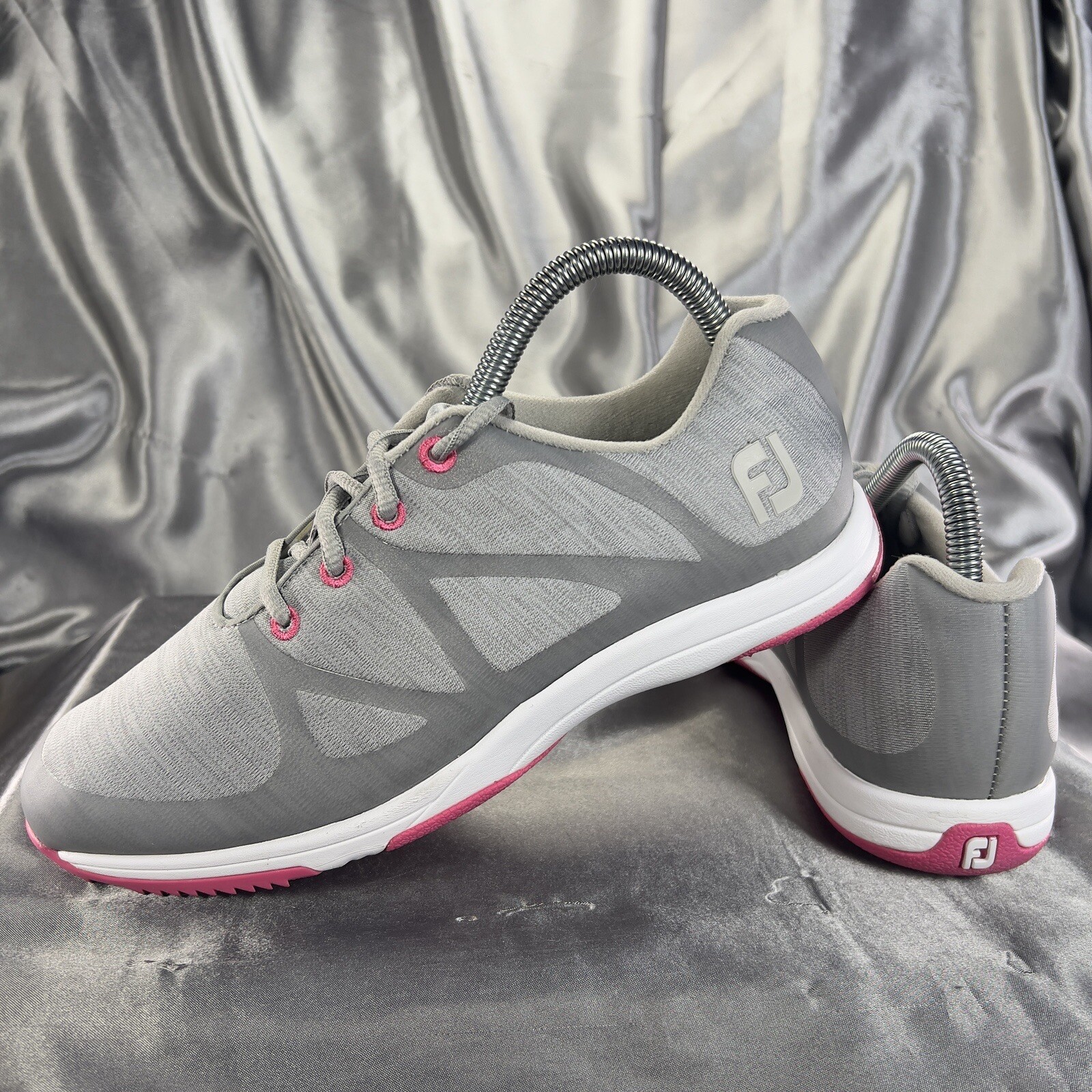 FJ FootJoy Super Flex Womens Golf Shoes Size 7.5 Gray Pink Soft Spikes Outdoors