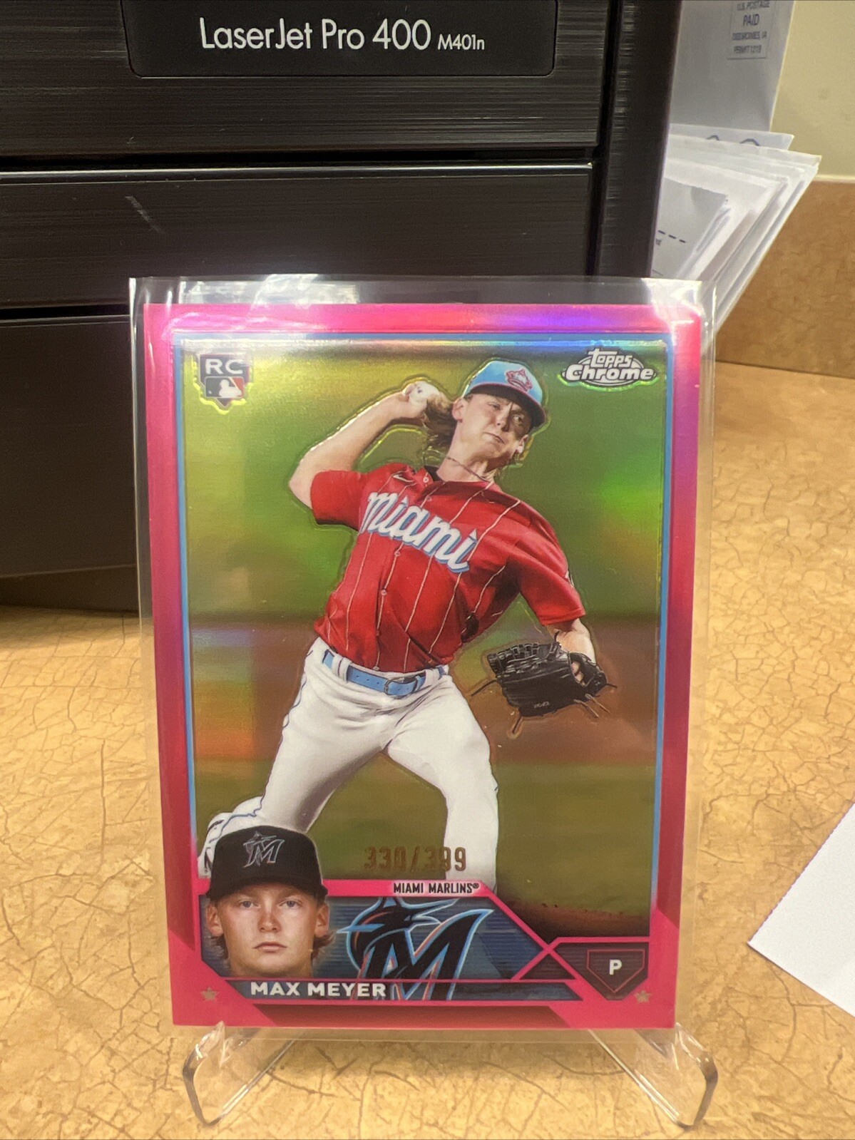 2023 Topps Chrome - Magenta Refractor #104 Max Meyer /399 (RC)