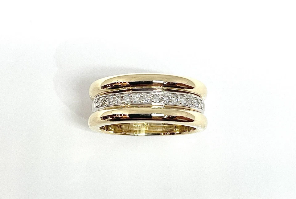 Alliance bicolore en or 18 carats et diamants , taille 56 ajustable gratuitement - Photo 2/4