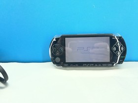 Sony PSP-1000 PlayStation Portable Handheld Console Black w/ Power Cable 2 Games
