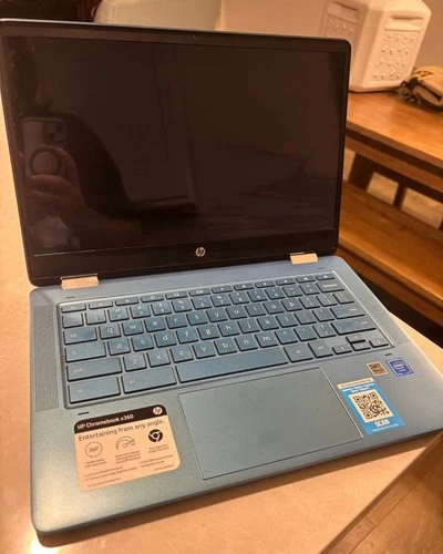 HP Chromebook x360 14a 14” Touchscreen (64GB eMMC, Intel Celeron N4020