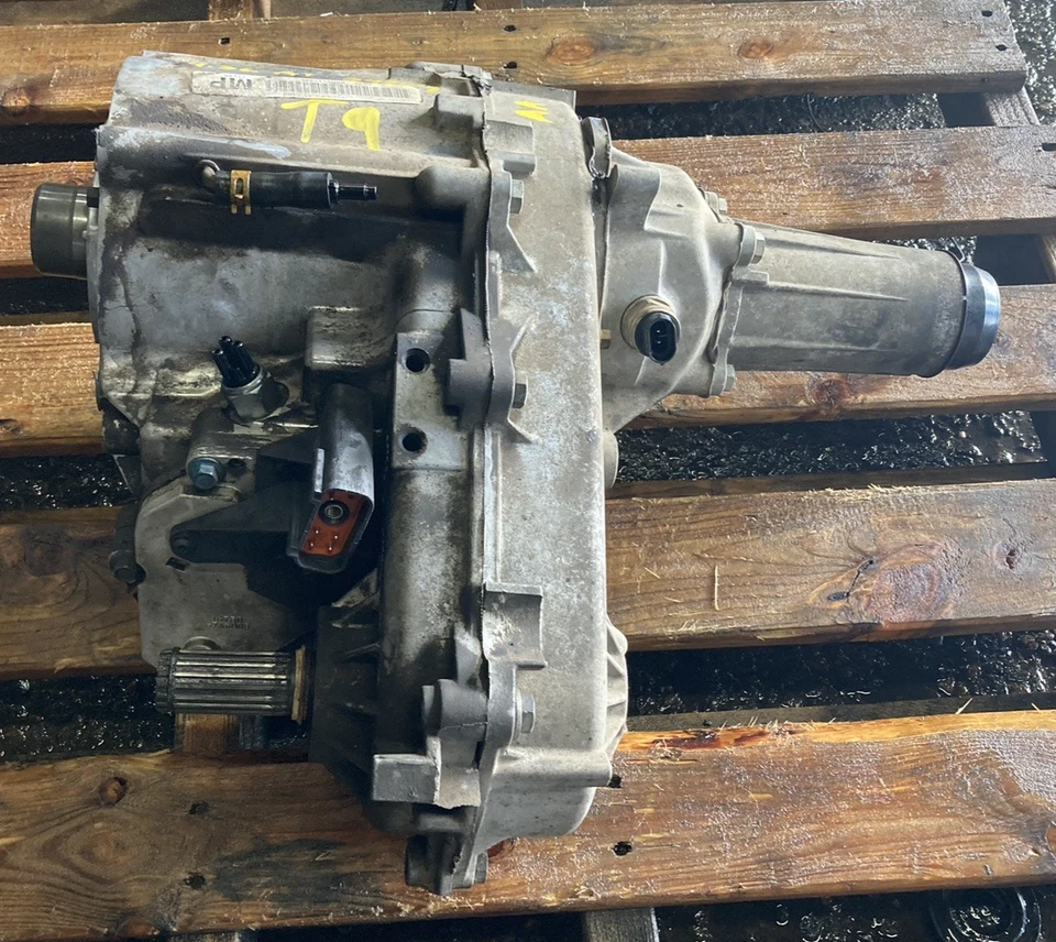 1996-2004 Chevrolet S10 Sonoma Blazer Jimmy 4.3 A/T 4x4 Transfer Case 233C - Image 3 of 4