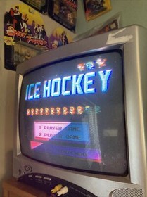 Vintage 1988 NES Ice Hockey Video Game (tested/works)