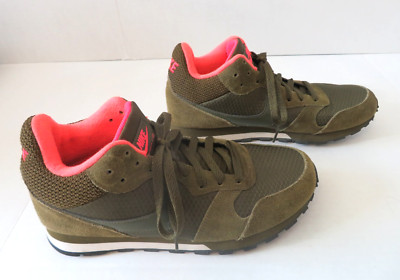 Nike MD Runner 2 Mid  Trail Running Shoes Dk. Green 807172-336 Women's size 9