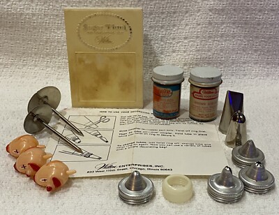 Vintage Wilton Sugar Plum Decorating Kit 401-8880 INCOMPLETE   1972