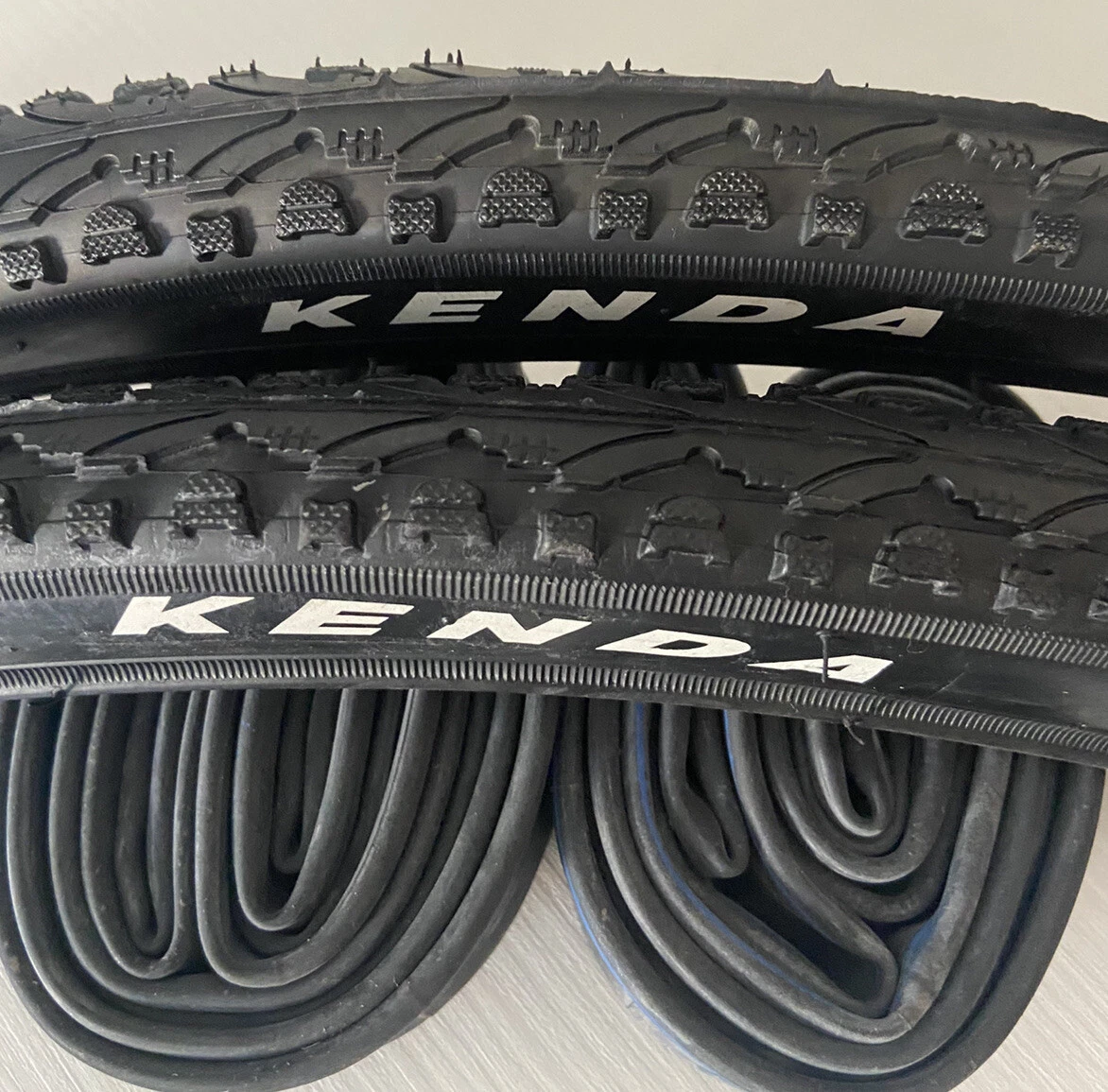 Kit 2 Pneus Kenda 700 X 35 28 5/8 3/8 + 2 Chambres À Air Vélo Citybike