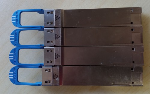Lot of 4 Whitebox Networks QSFP56-DD 400G DR4+ 2Km SMF Gbic Q56D-400G-DR4P - 第 1/2 張圖片