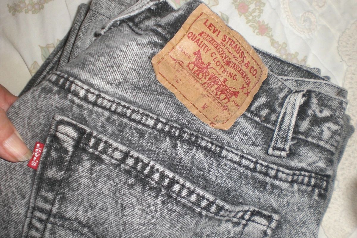 Vintage Levis 501 Acid Wash Jeans 34 Button-Fly Made In USA - READ
