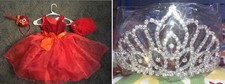 NUEVO CON ETIQUETAS DISFRAZ/ENCOGERSE DE HOMBROS/CINTA/CORONA VESTIDO ROJO PRINCESA ELMO PERSIGUIENDO LUCIÉRNAGAS