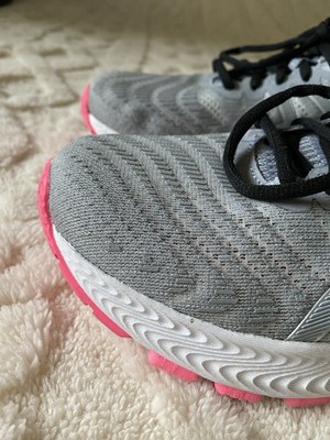 Asics Gel Nimbus 22 Gr. 39,5 Hellgrau  Laufschuhe  1 Mal Getragen
