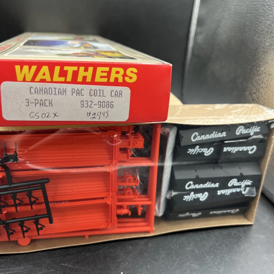 HO WALTHERS 932-9086 CANADIAN PACIFIC COIL CAR KIT 3 PACK - Image 4 of 4