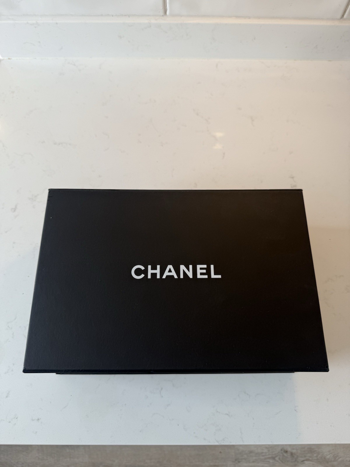Chanel White Quilted Caviar Leather Medium Classic Double Flap Bag image 2