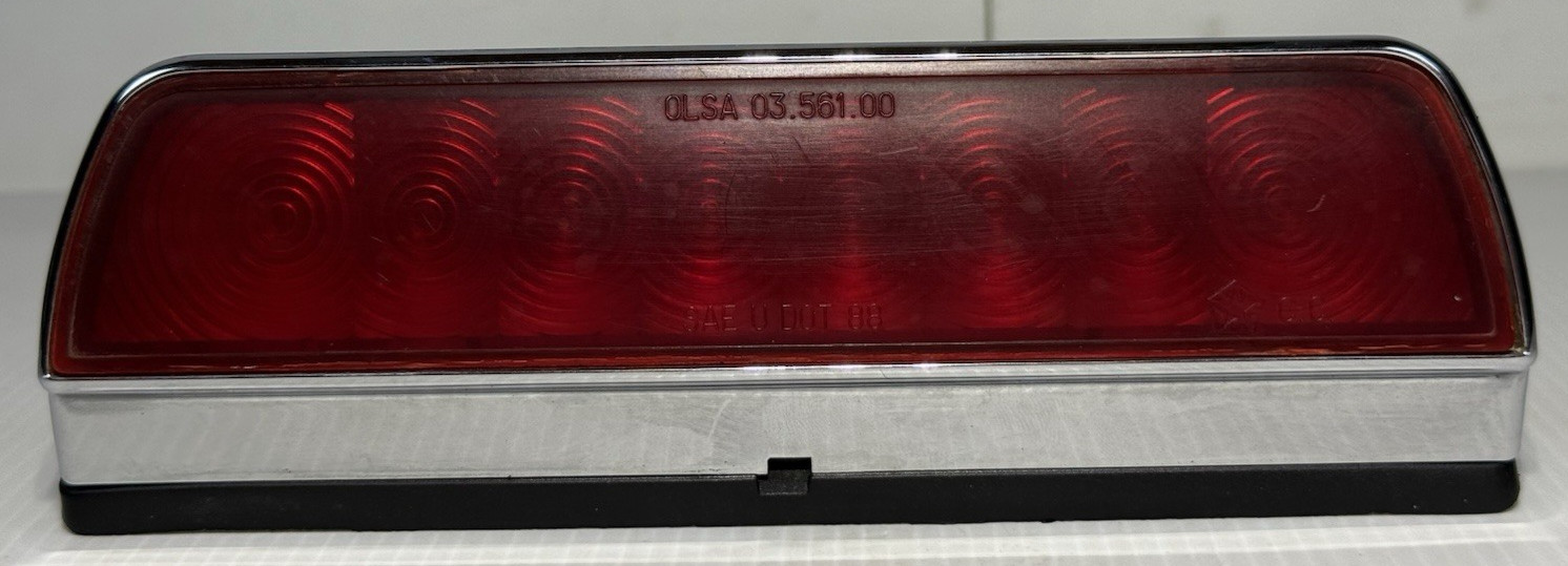 89-91 Chrysler TC Maserati THIRD BRAKE LIGHT Assembly With Plug OEM Nice