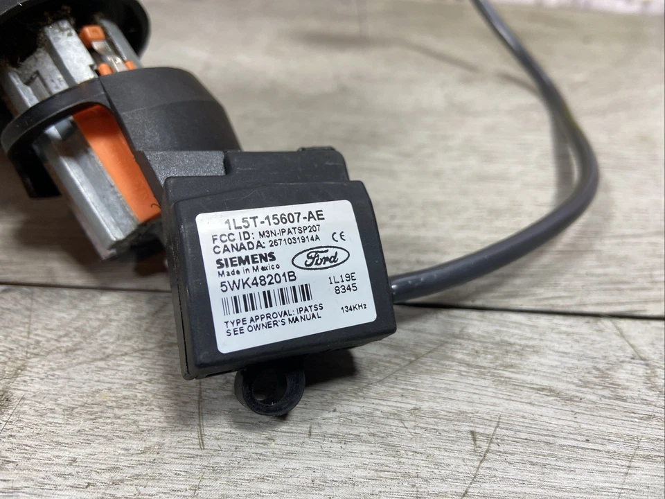 2001-2005 FORD RANGER EXPLORER ANTI THEFT TRANSCEIVER 1L5T-15607-AE W/key Rem - Image 2 of 4