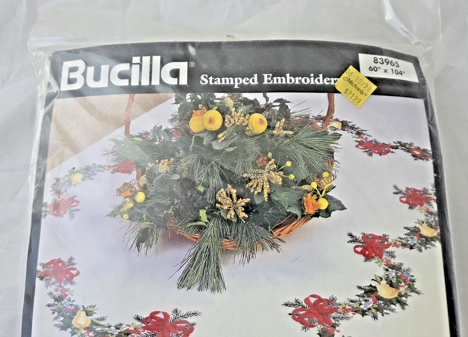 BUCILLA Stamped Embroidery Christmas Garland Tablecloth 60" X 104" 1998 READ - Image 2 of 4