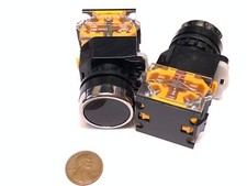 2 Pieces Black Latching push button switch 22mm normally open closed n/o n/c C32