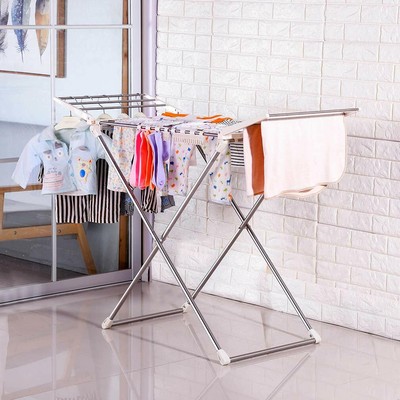 baby clothes standing hangers