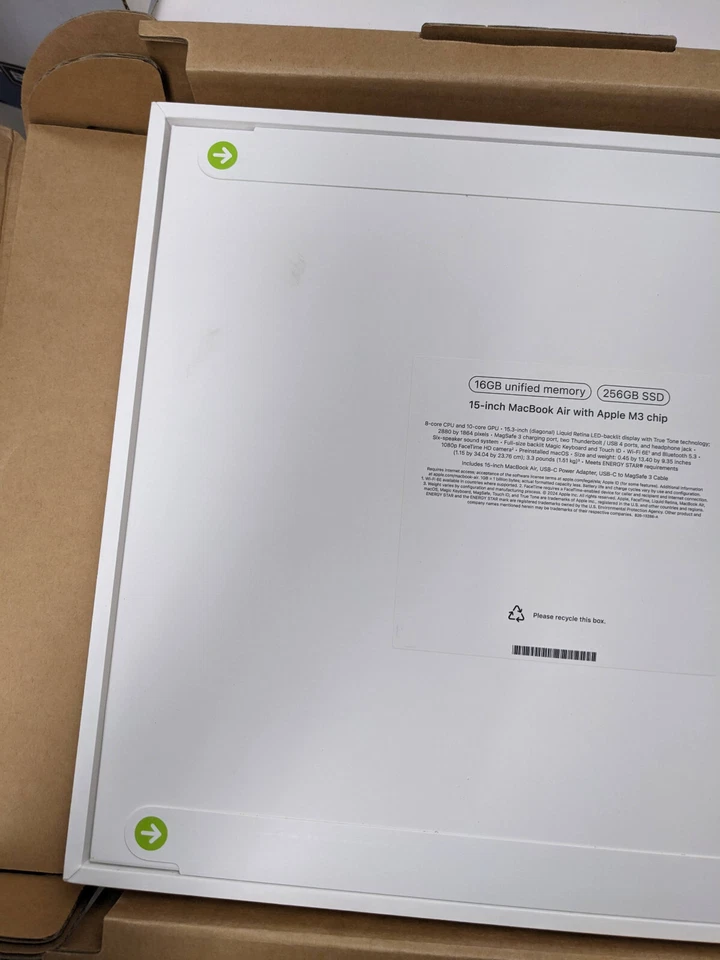 Apple MacBook Air 15" Apple M3 chip 16GB RAM 256GB SSD Midnight MC9G4LL/A 2024 - Image 4 of 4