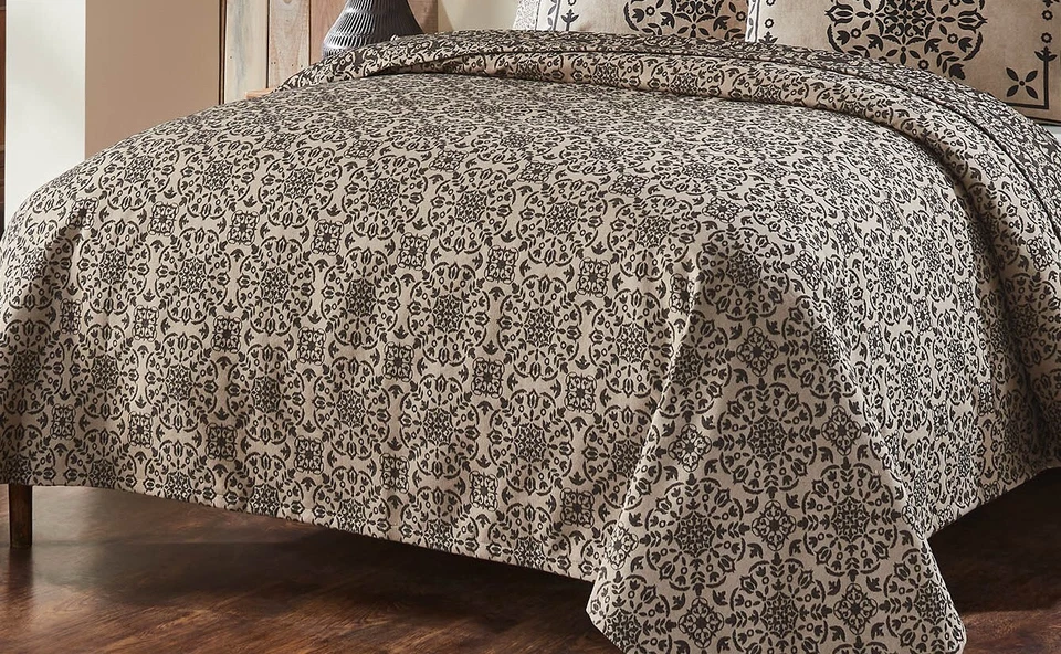 New Primitive MEDALLION OAT BLACK QUEEN COVERLET Bedspread Cover - Image 2 of 3