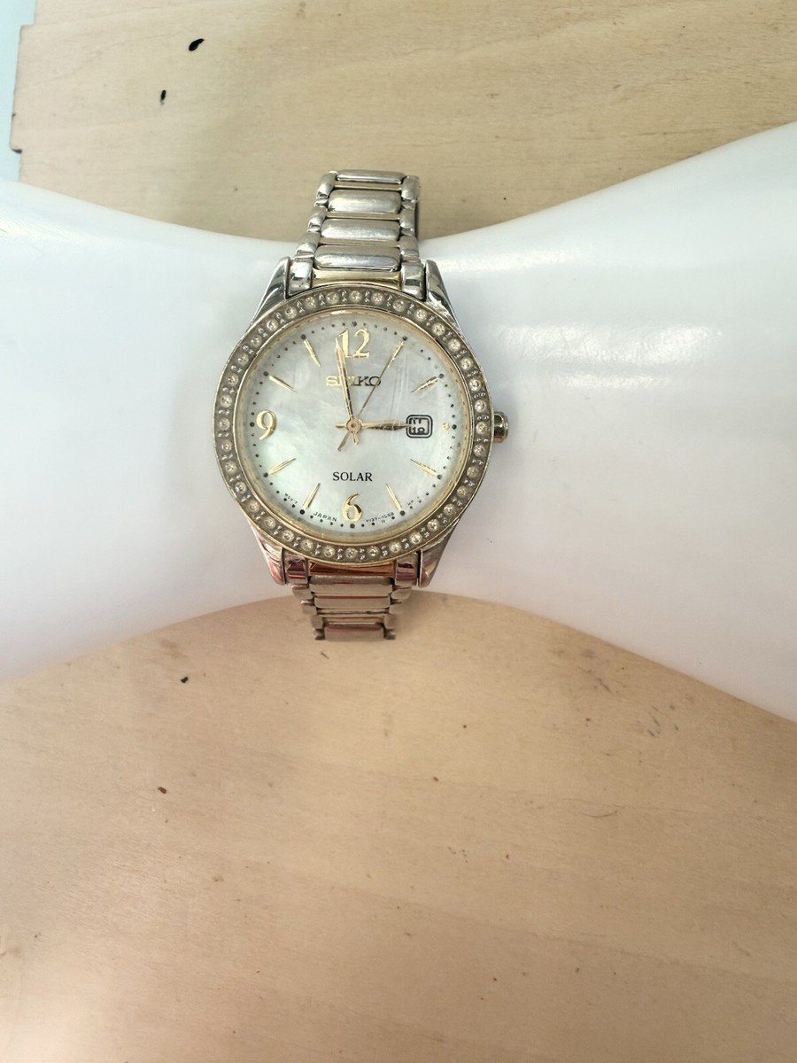 光緒盤子 Seiko Solar Watch Womens Two Tone Silver Dial V137-OBBO | eBay