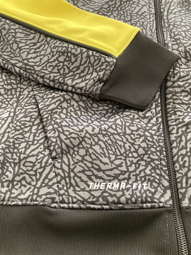 BOYS NIKE AIR JORDAN FULL ZIP HOODIE HOODY SIZE 4 VOLT YELLOW/GRAY NWT - Picture 3 of 4