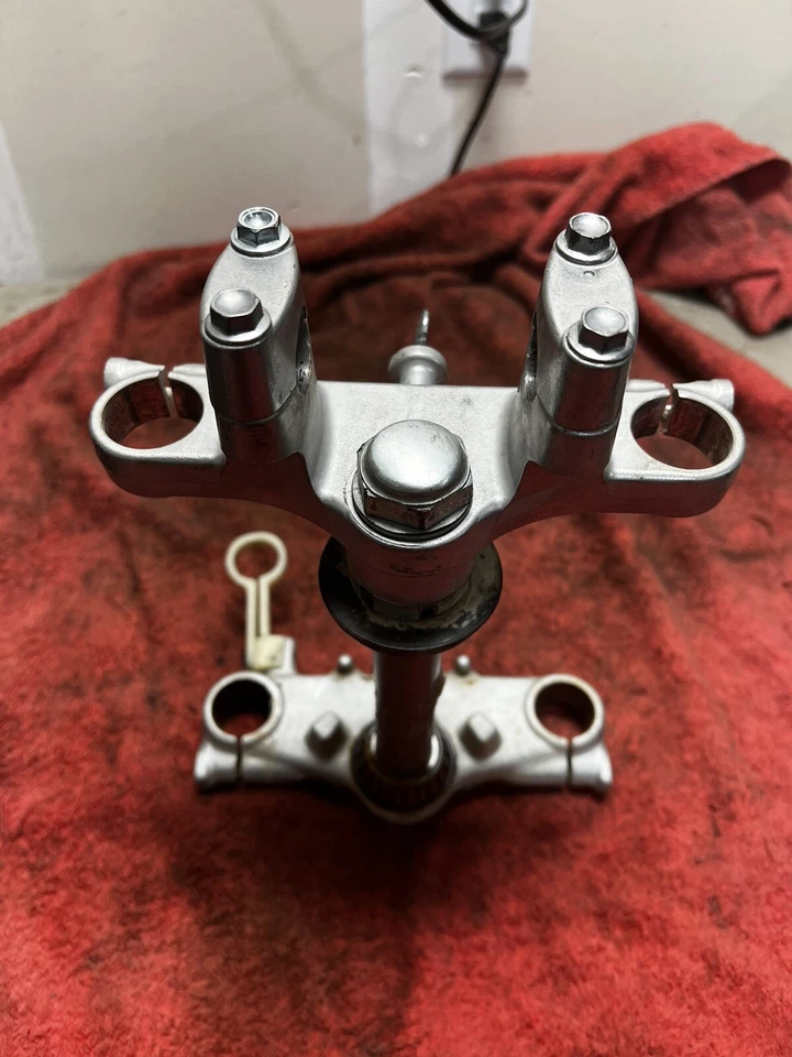 Suzuki DRZ125L 2004 Kawasaki KLX125 triple vástago de árbol Foto 2 de 4