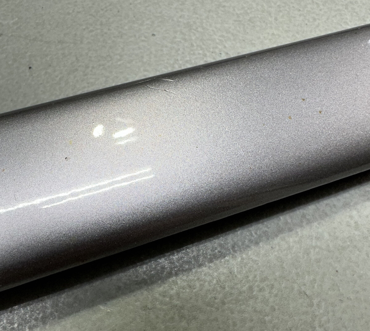 BMW Fender Trim Moulding E39 5-Series Front Right 51137036698 OEM  