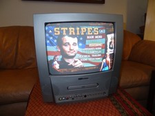 Emerson EWC13DA TV / DVD Combo 13" Inch Television
