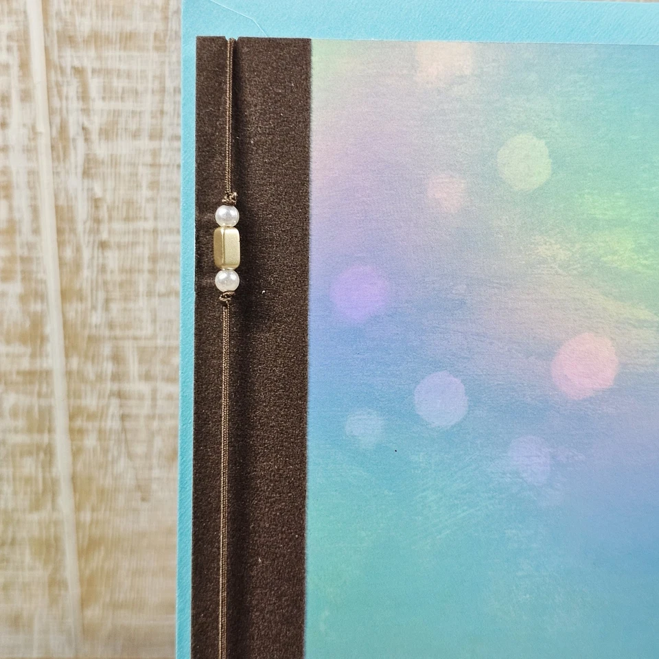 Tarjeta de felicitación de aniversario Hallmark My Husband cordón con cuentas azul verde Foto 3 de 4