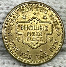 23mm SHOWBIZ PIZZA PLACE TOKEN BRASS rare size arcade Chuck E Cheese competition
